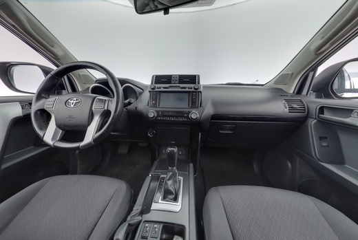Toyota Land Cruiser vaihtoauto