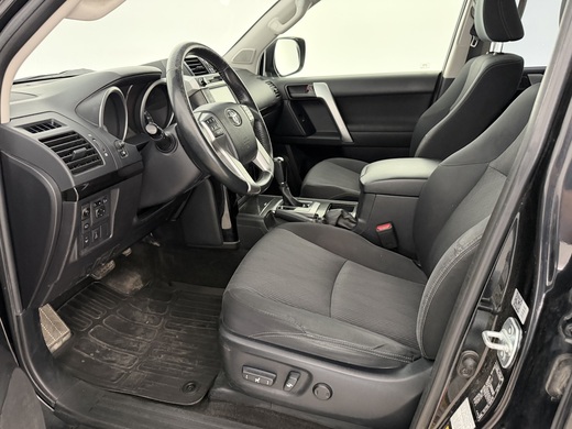 Toyota Land Cruiser vaihtoauto