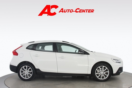 Volvo V40 Cross Country vaihtoauto