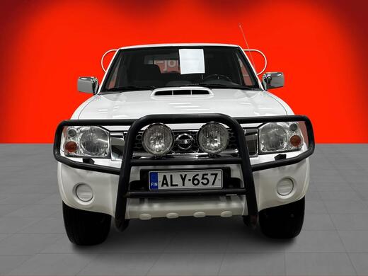 Nissan NP300 vaihtoauto