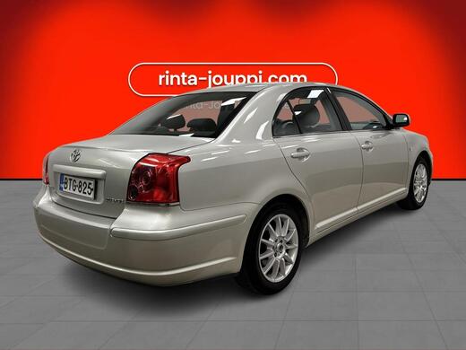 Toyota Avensis vaihtoauto