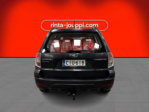 Subaru Forester vaihtoauto
