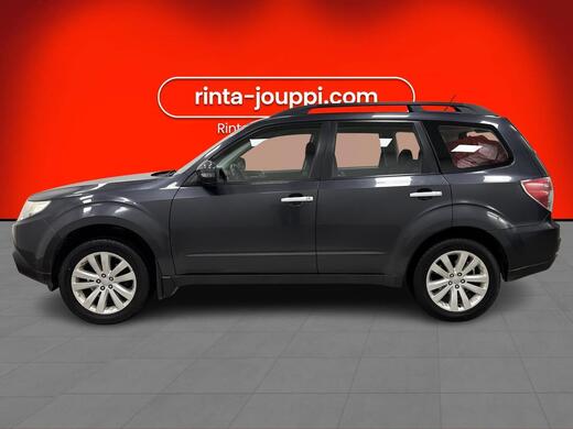Subaru Forester vaihtoauto