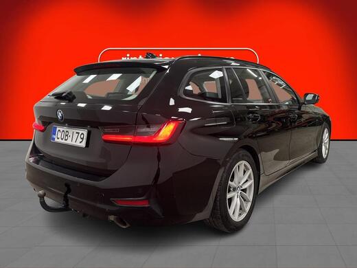 BMW 320 vaihtoauto