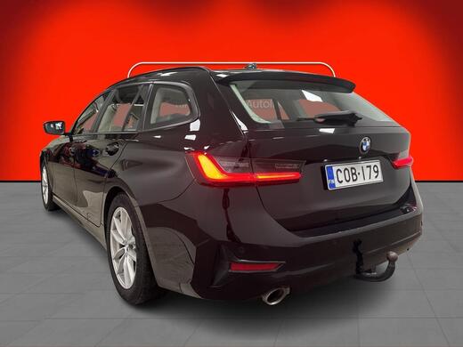BMW 320 vaihtoauto