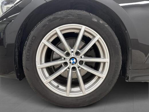 BMW 320 vaihtoauto