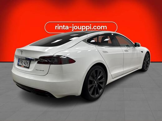 Tesla Model S vaihtoauto
