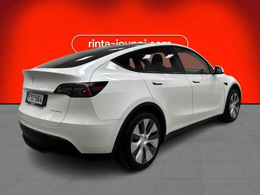 Tesla Model Y vaihtoauto