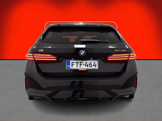 BMW i5 vaihtoauto