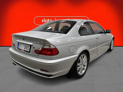 BMW 330 vaihtoauto