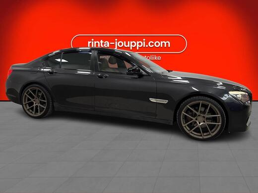 BMW 730 vaihtoauto