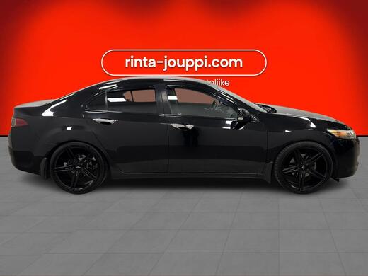 Honda Accord vaihtoauto