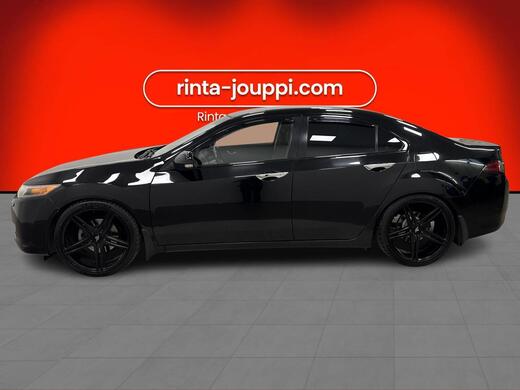 Honda Accord vaihtoauto
