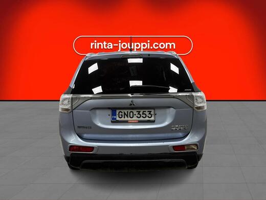 Mitsubishi Outlander PHEV vaihtoauto
