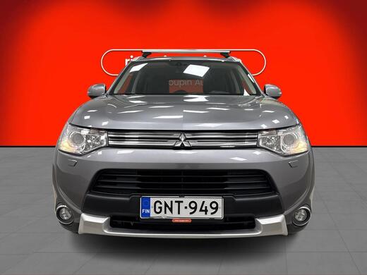 Mitsubishi Outlander PHEV vaihtoauto