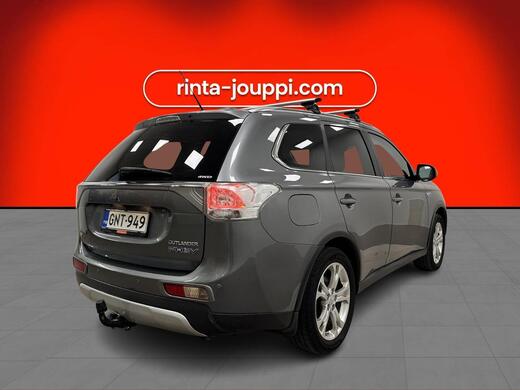Mitsubishi Outlander PHEV vaihtoauto