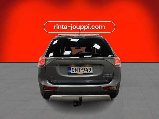 Mitsubishi Outlander PHEV vaihtoauto