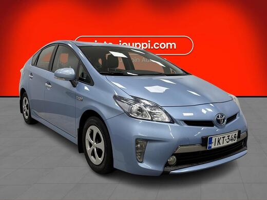Toyota Prius PHEV vaihtoauto