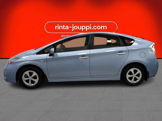 Toyota Prius PHEV vaihtoauto