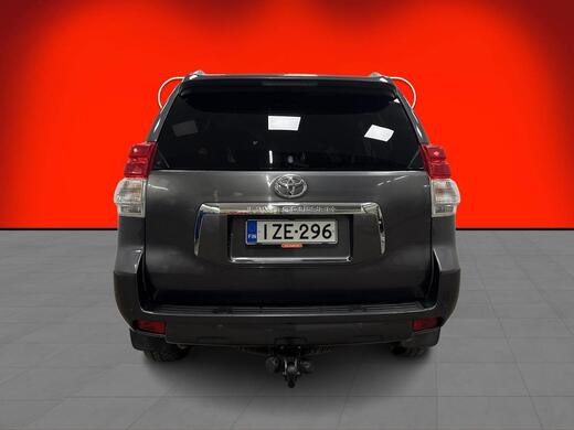 Toyota Land Cruiser vaihtoauto