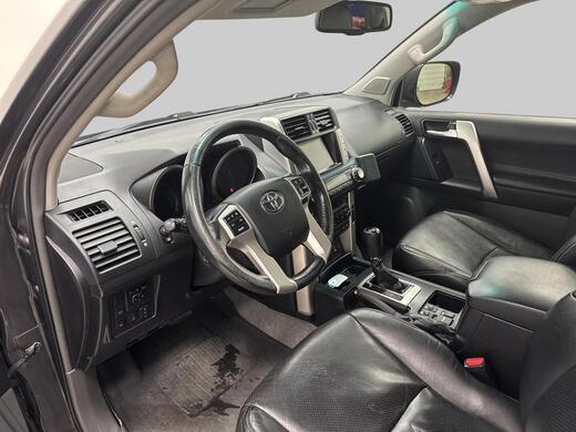 Toyota Land Cruiser vaihtoauto