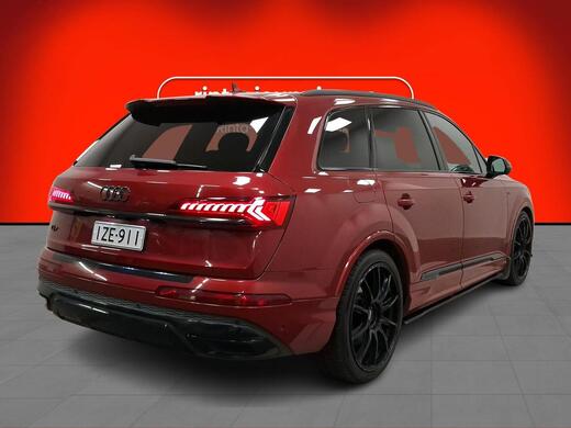 Audi Q7 vaihtoauto