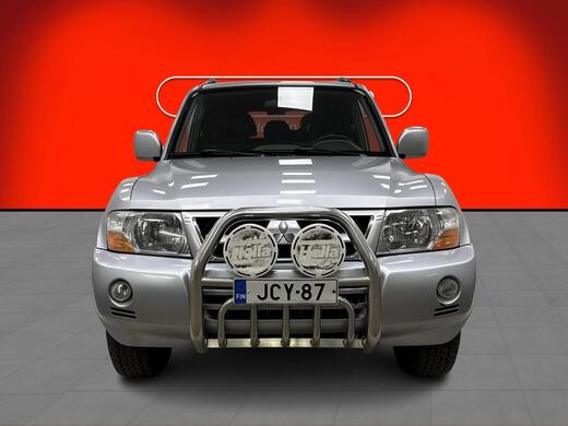 Mitsubishi Pajero vaihtoauto