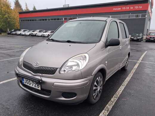 Toyota Yaris vaihtoauto
