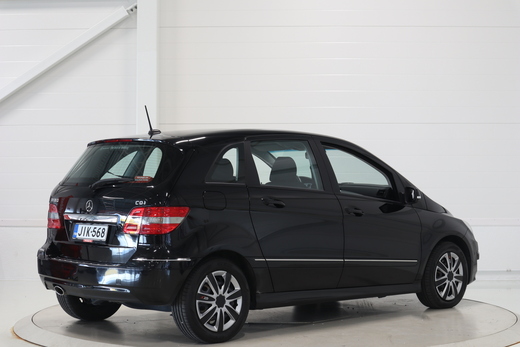 Mercedes-Benz B vaihtoauto