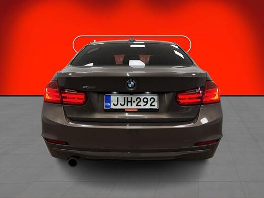 BMW 320 vaihtoauto