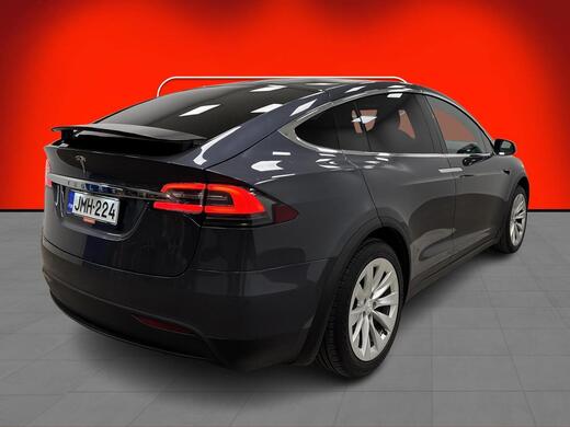 Tesla Model X vaihtoauto