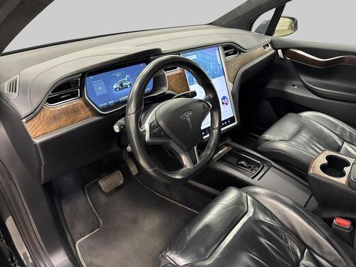 Tesla Model X vaihtoauto
