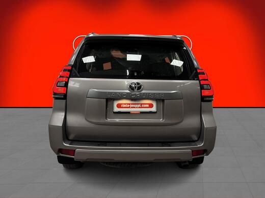 Toyota Land Cruiser vaihtoauto