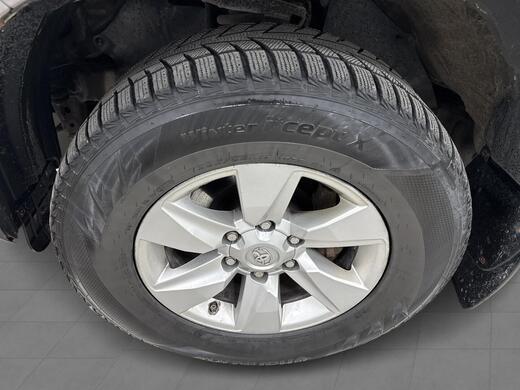 Toyota Land Cruiser vaihtoauto