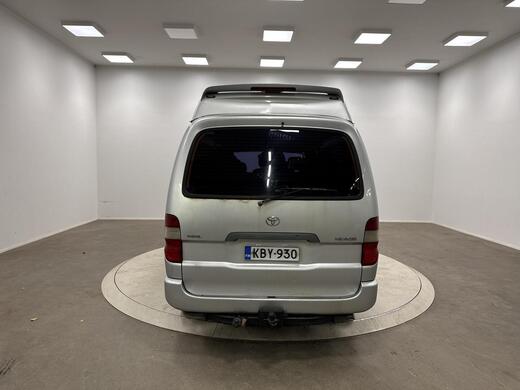Toyota Hiace vaihtoauto