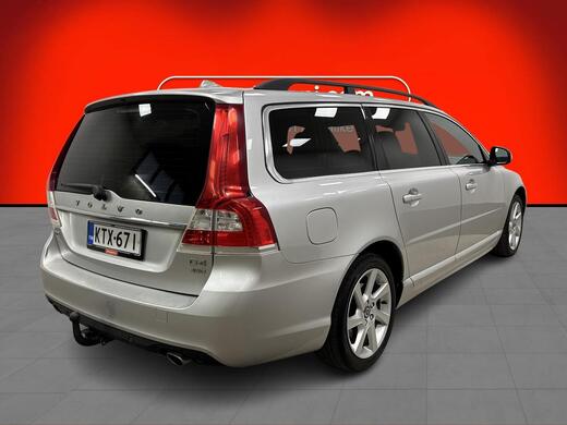 Volvo V70 vaihtoauto