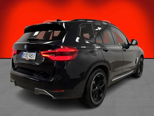 BMW iX3 vaihtoauto