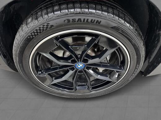 BMW iX3 vaihtoauto