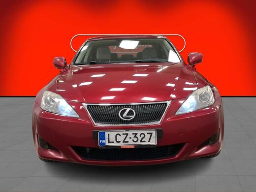Lexus IS vaihtoauto