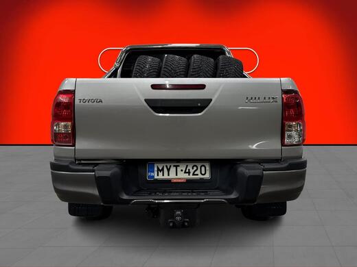 Toyota Hilux vaihtoauto