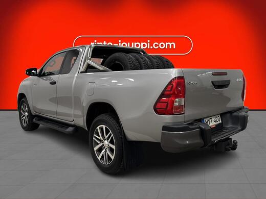 Toyota Hilux vaihtoauto