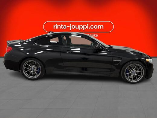 BMW M4 vaihtoauto