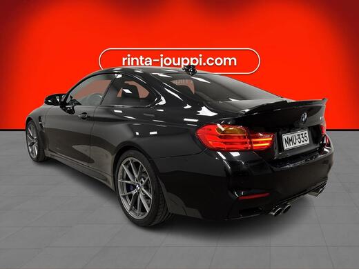 BMW M4 vaihtoauto