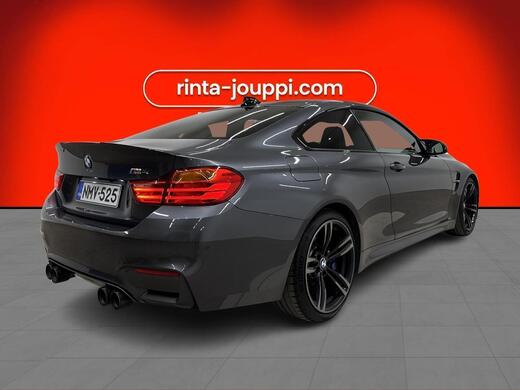 BMW M4 vaihtoauto