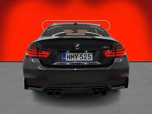 BMW M4 vaihtoauto