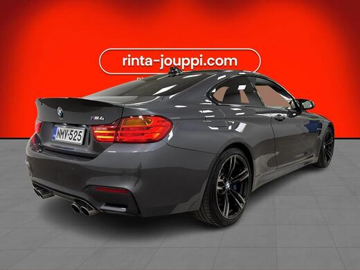 BMW M4 vaihtoauto