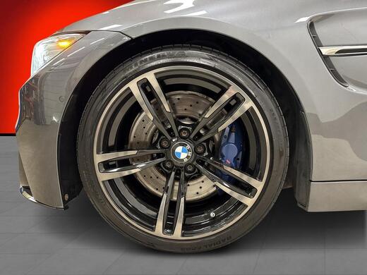 BMW M4 vaihtoauto