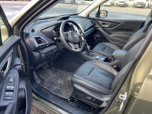 Subaru Forester vaihtoauto