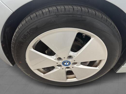 BMW i3 vaihtoauto