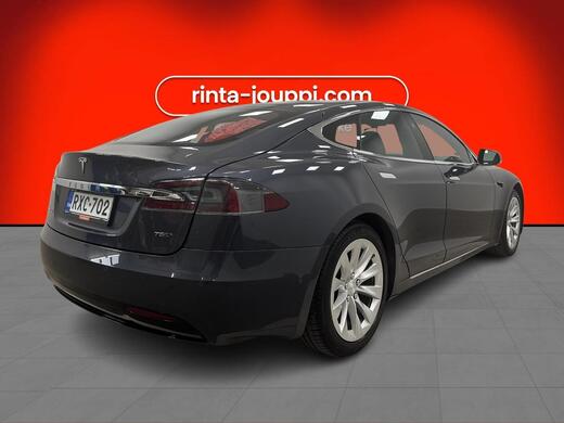 Tesla Model S vaihtoauto